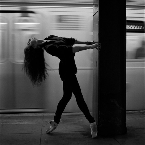 ballet-beautiful-black-and-white-dancer-